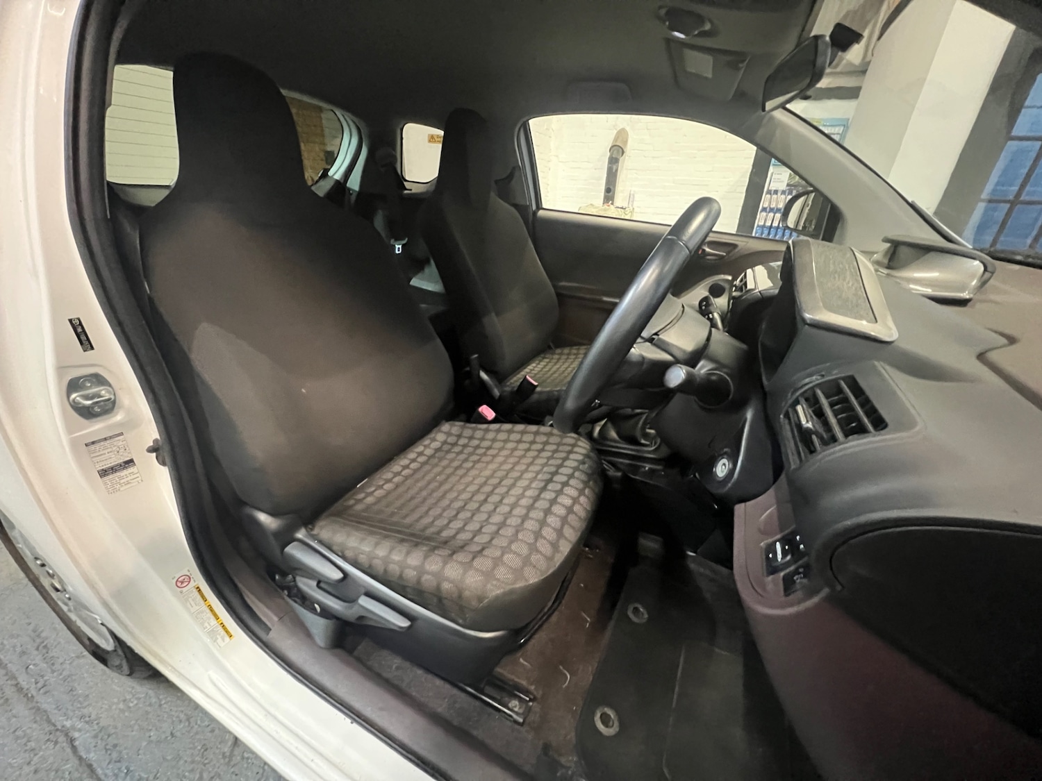 Used Toyota IQ 2010 for sale - 76853897: Photo 12