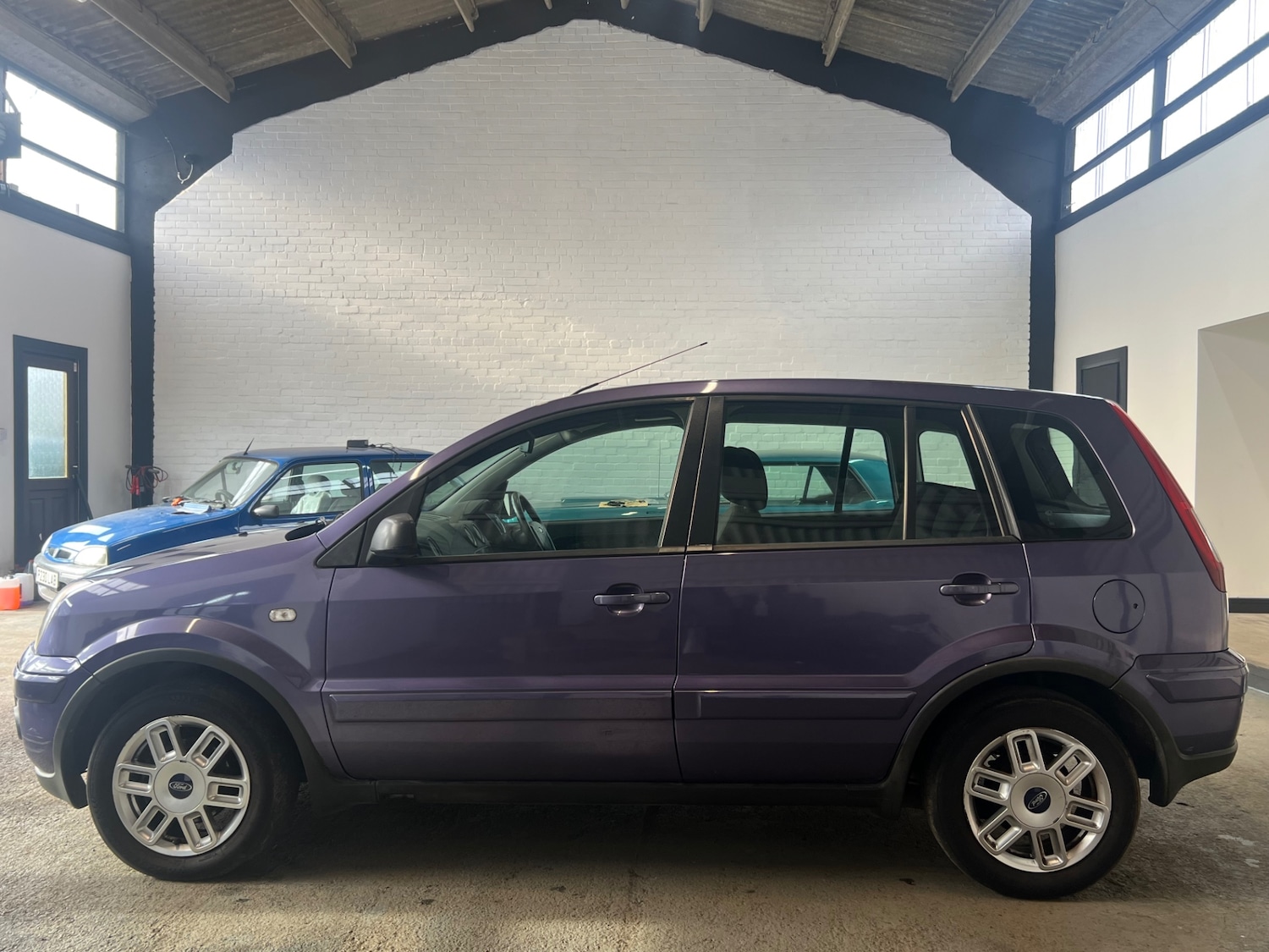 Used Ford Fusion 2006 for sale - 78011353: Photo 4