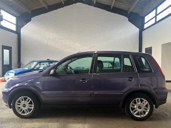 Used Ford Fusion 2006 for sale - 78011353: Photo