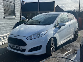 Used Ford Fiesta 2014 for sale - 77715805: Photo