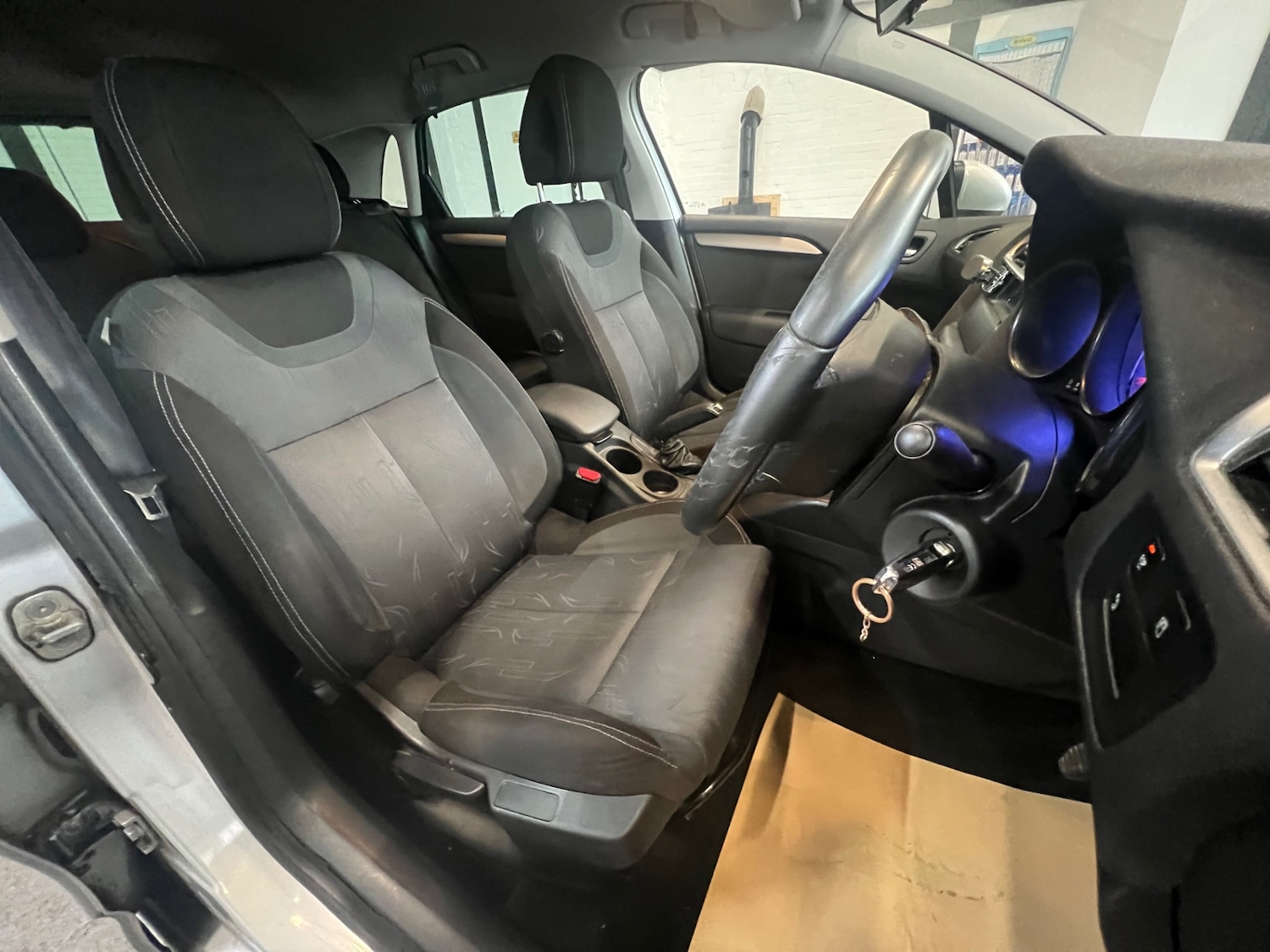 Used Citroen C4 2011 for sale - 77079031: Photo 11