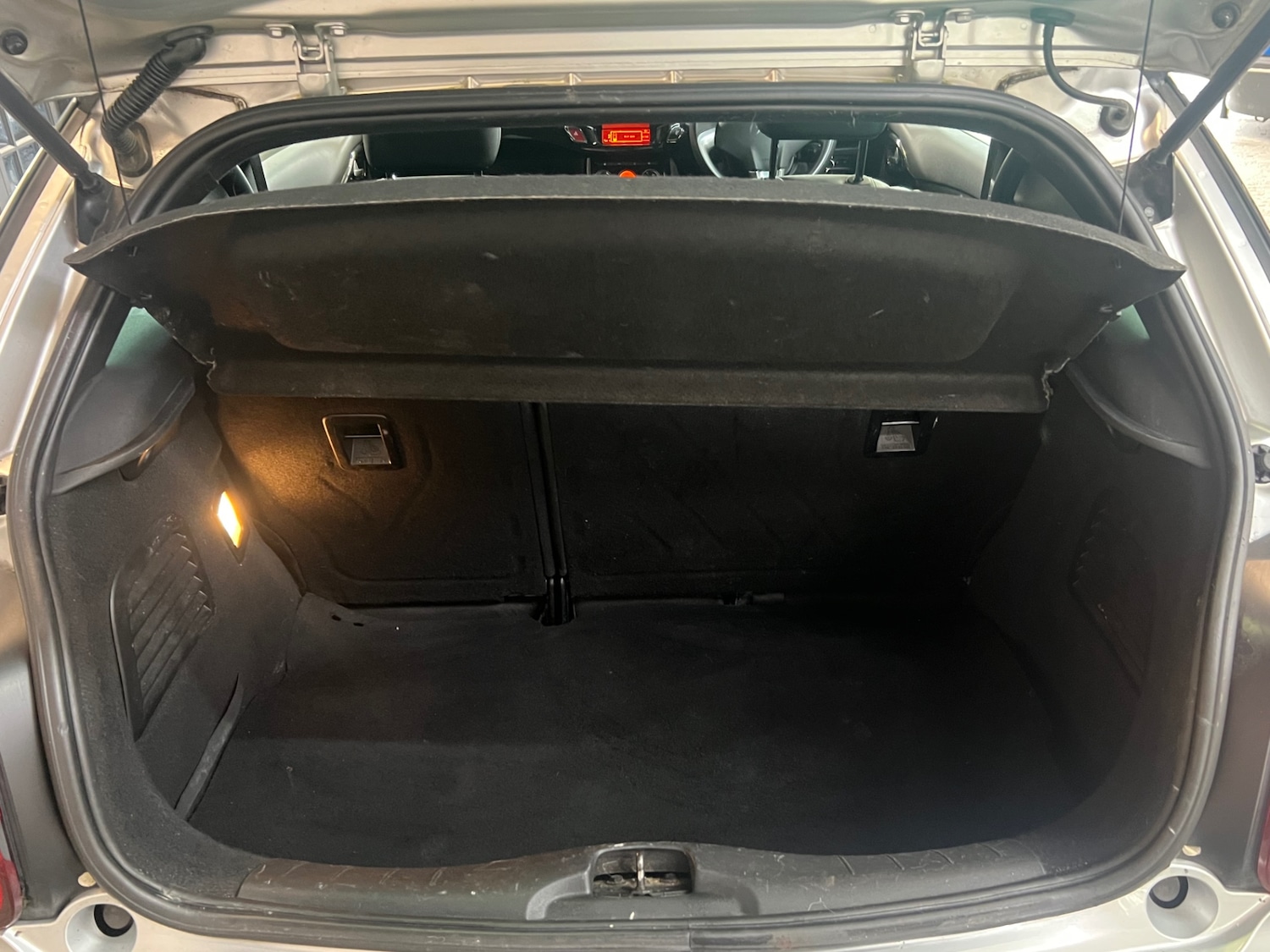 Used Citroen DS3 2013 for sale - 77516530: Photo 19