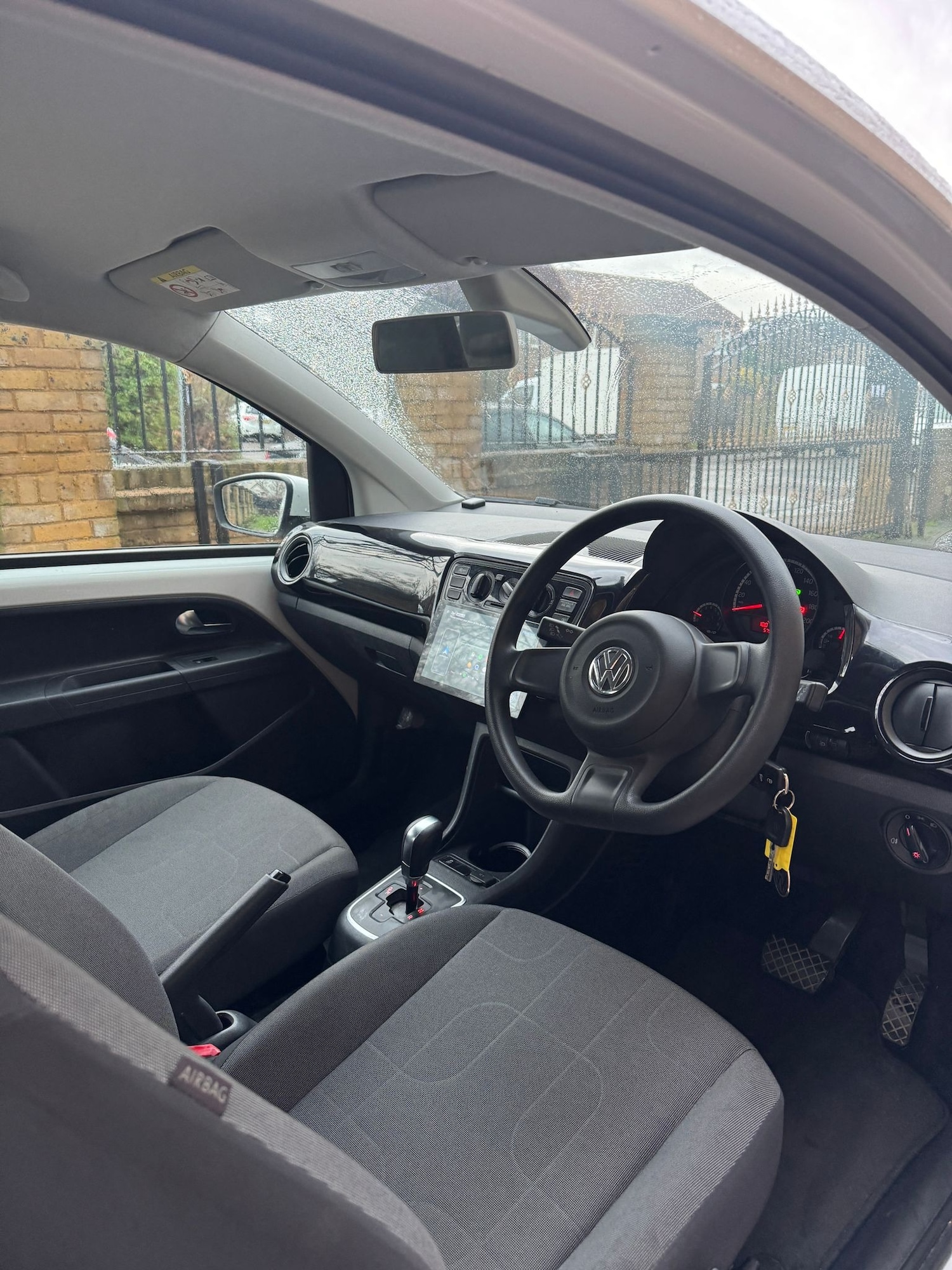 Used Volkswagen up! 2016 for sale - 77405072: Photo 16