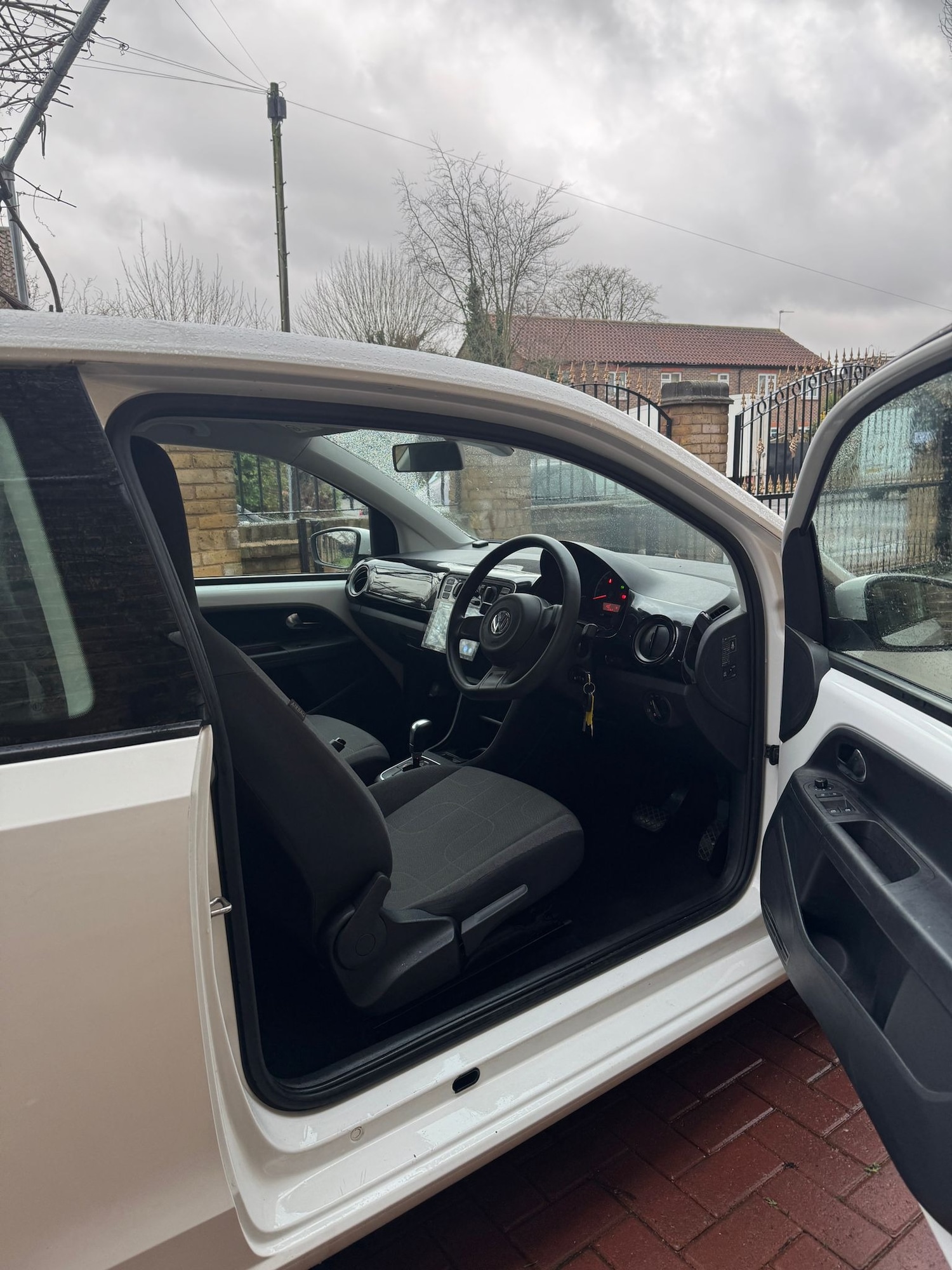 Used Volkswagen up! 2016 for sale - 77405072: Photo 18