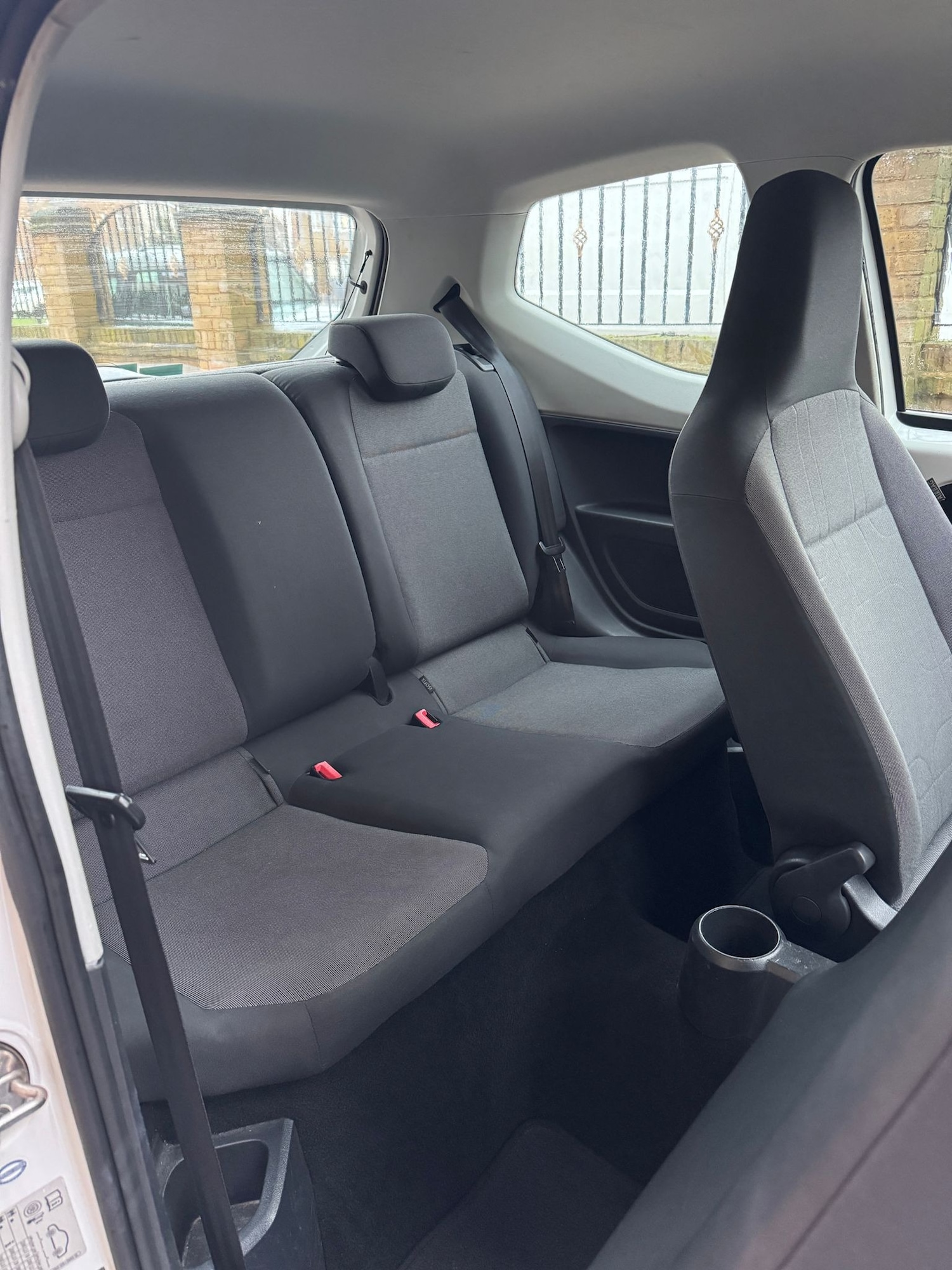 Used Volkswagen up! 2016 for sale - 77405072: Photo 25