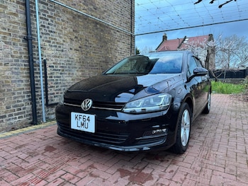 Used Volkswagen Golf 2015 for sale - 77417230: Photo