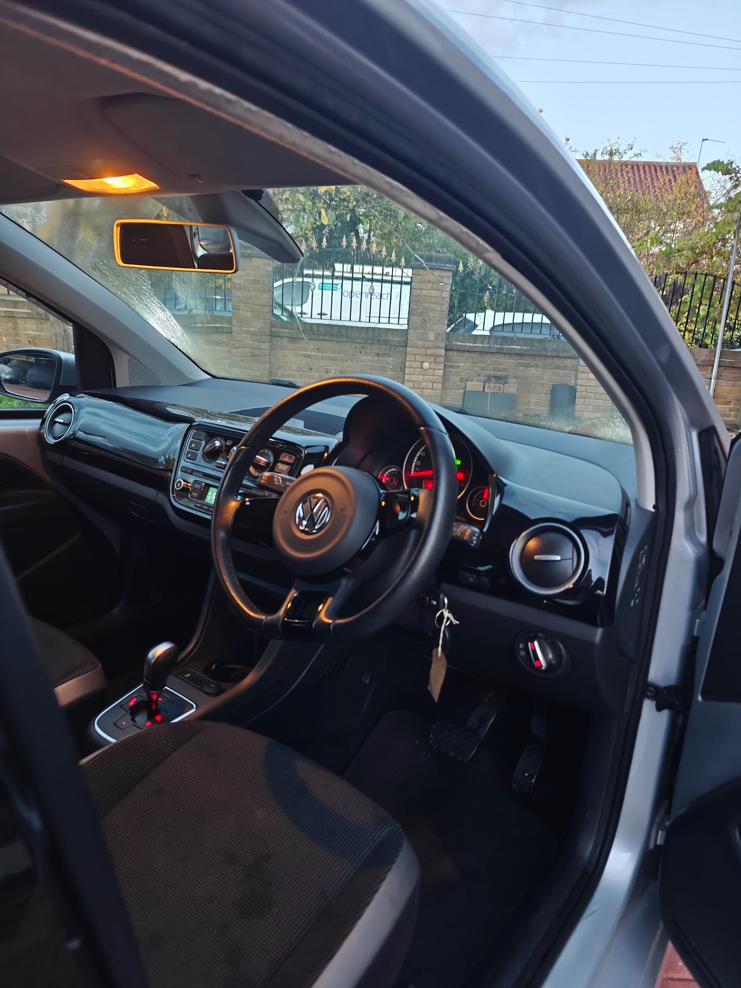 Used Volkswagen up! 2025 for sale - 76531448: Photo 7