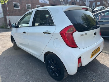 Used Kia Picanto 2015 for sale - 79325334: Photo