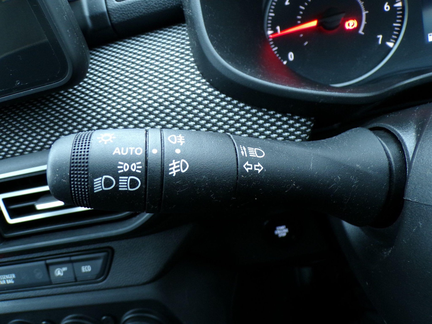 Used Dacia Sandero 2023 for sale - 77021035: Photo 24