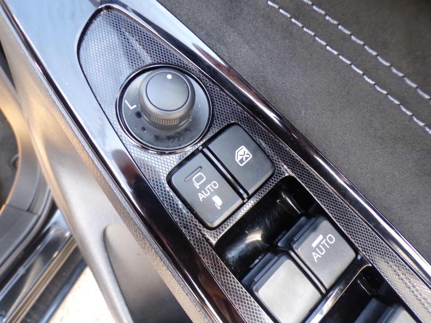 Used Mazda Mazda2 for sale - 77267865: Photo 13