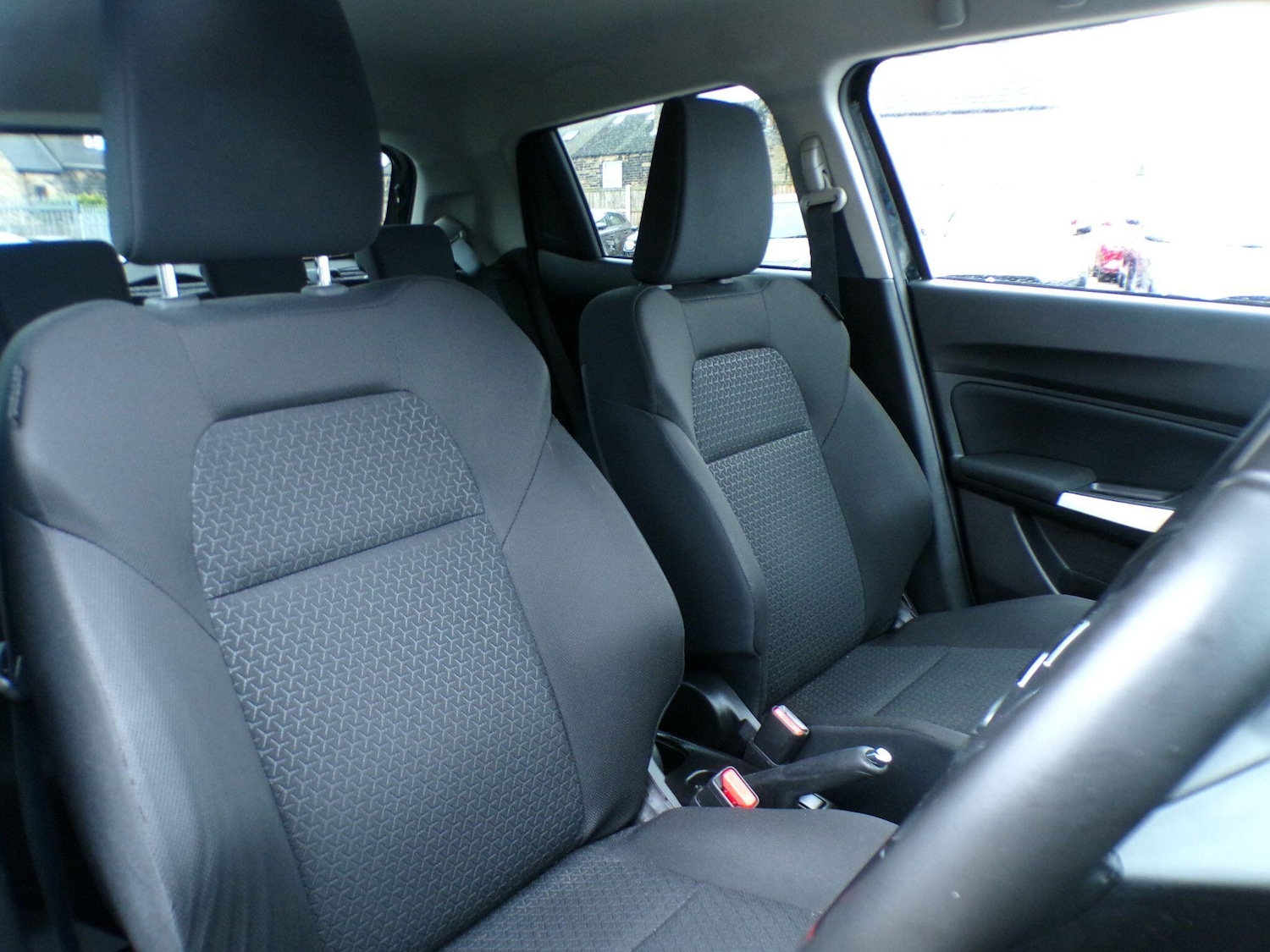 Used Suzuki Swift 2023 for sale - 76976464: Photo 13