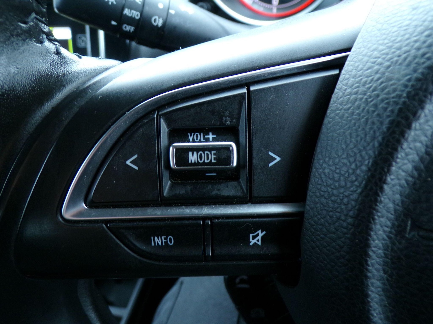 Used Suzuki Swift 2023 for sale - 76976464: Photo 20