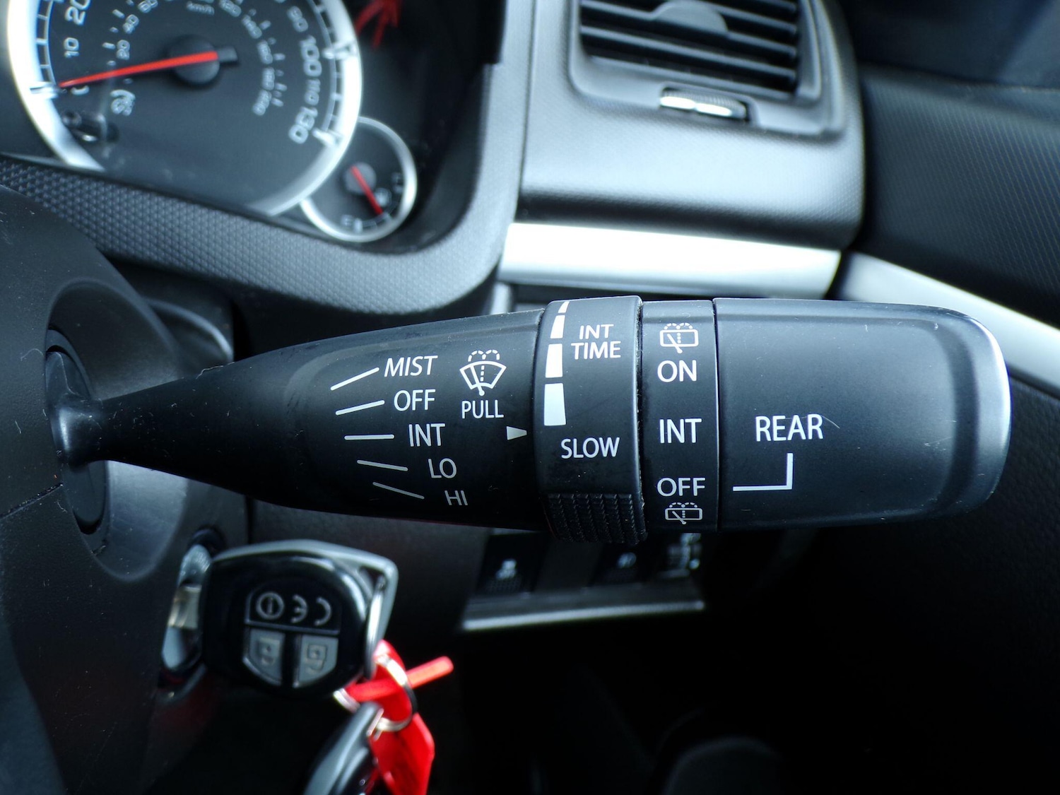 Used Suzuki Swift 2015 for sale - 77646873: Photo 19