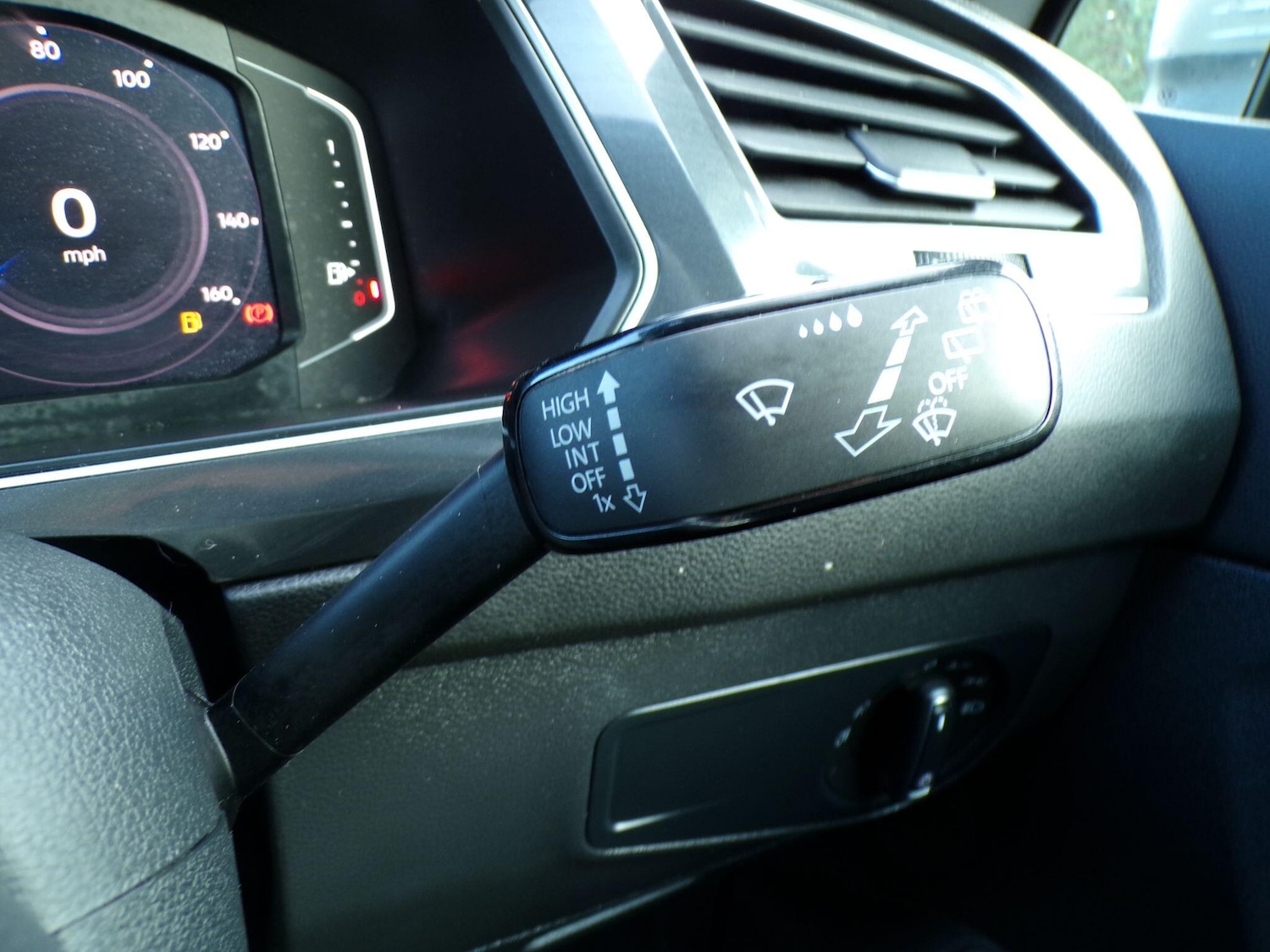 Used Volkswagen Tiguan 2020 for sale - 76689020: Photo 21