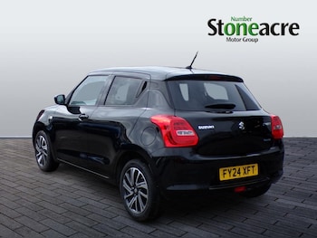 Used Suzuki Swift 2024 for sale - 77969757: Photo