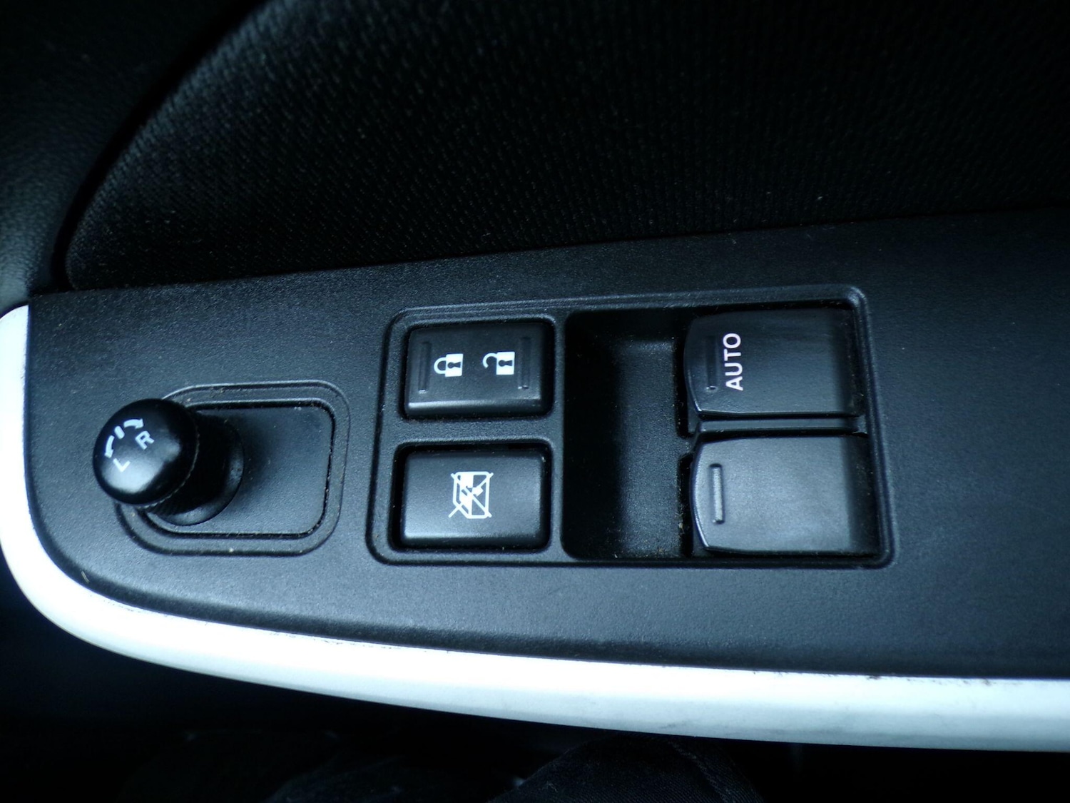 Used Suzuki Swift for sale - 77238505: Photo 18