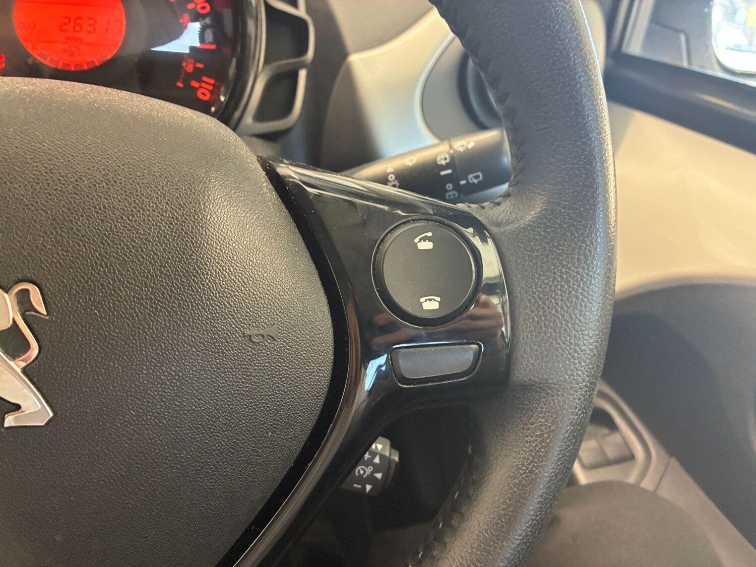 Used Peugeot 108 for sale - 78185525: Photo 14