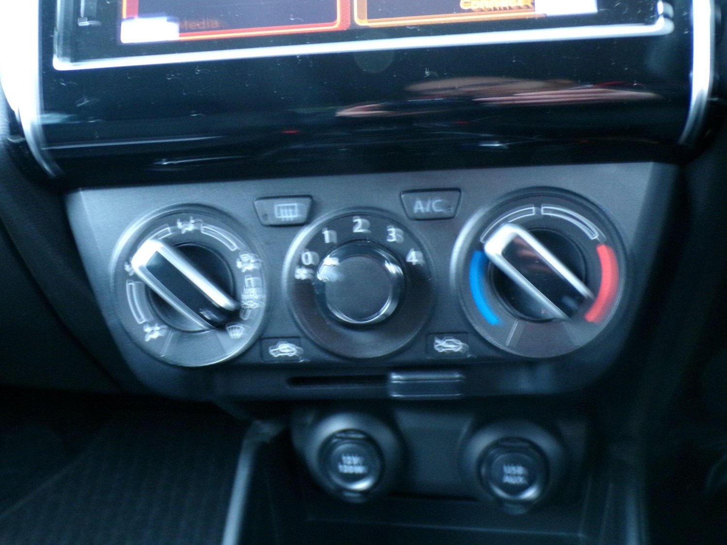 Used Suzuki Swift 2023 for sale - 77411897: Photo 15