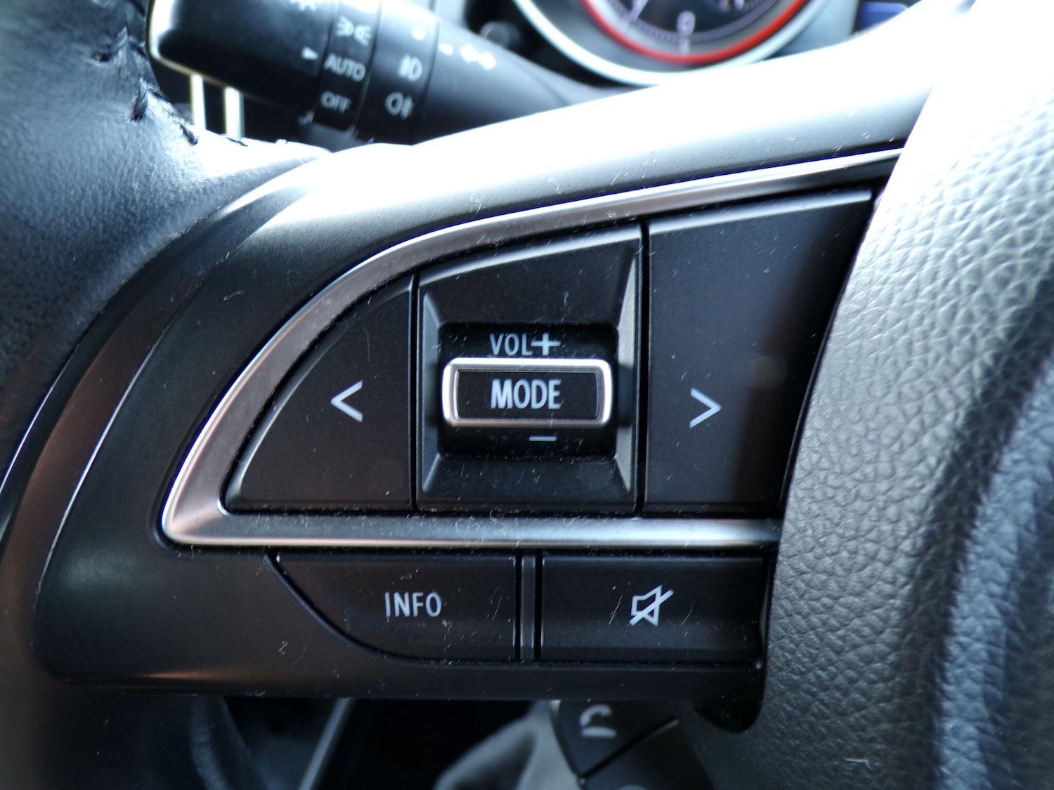 Used Suzuki Swift 2022 for sale - 77020848: Photo 24