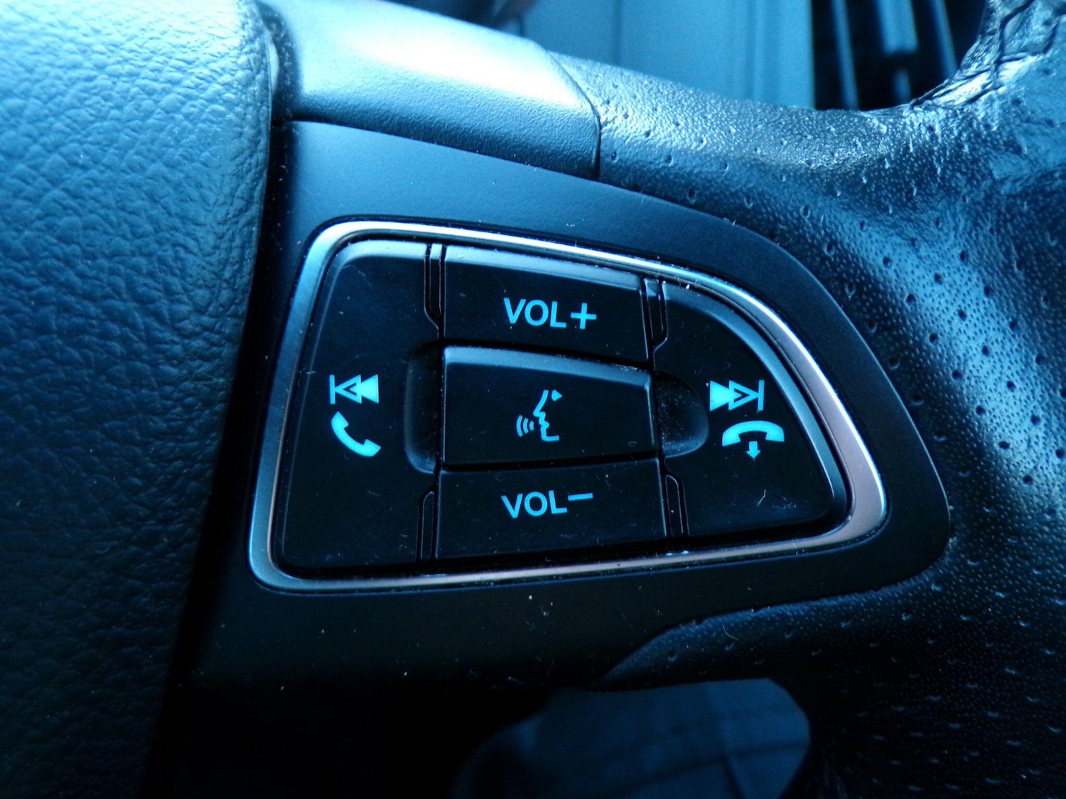 Used Ford Focus 2017 for sale - 77203059: Photo 17