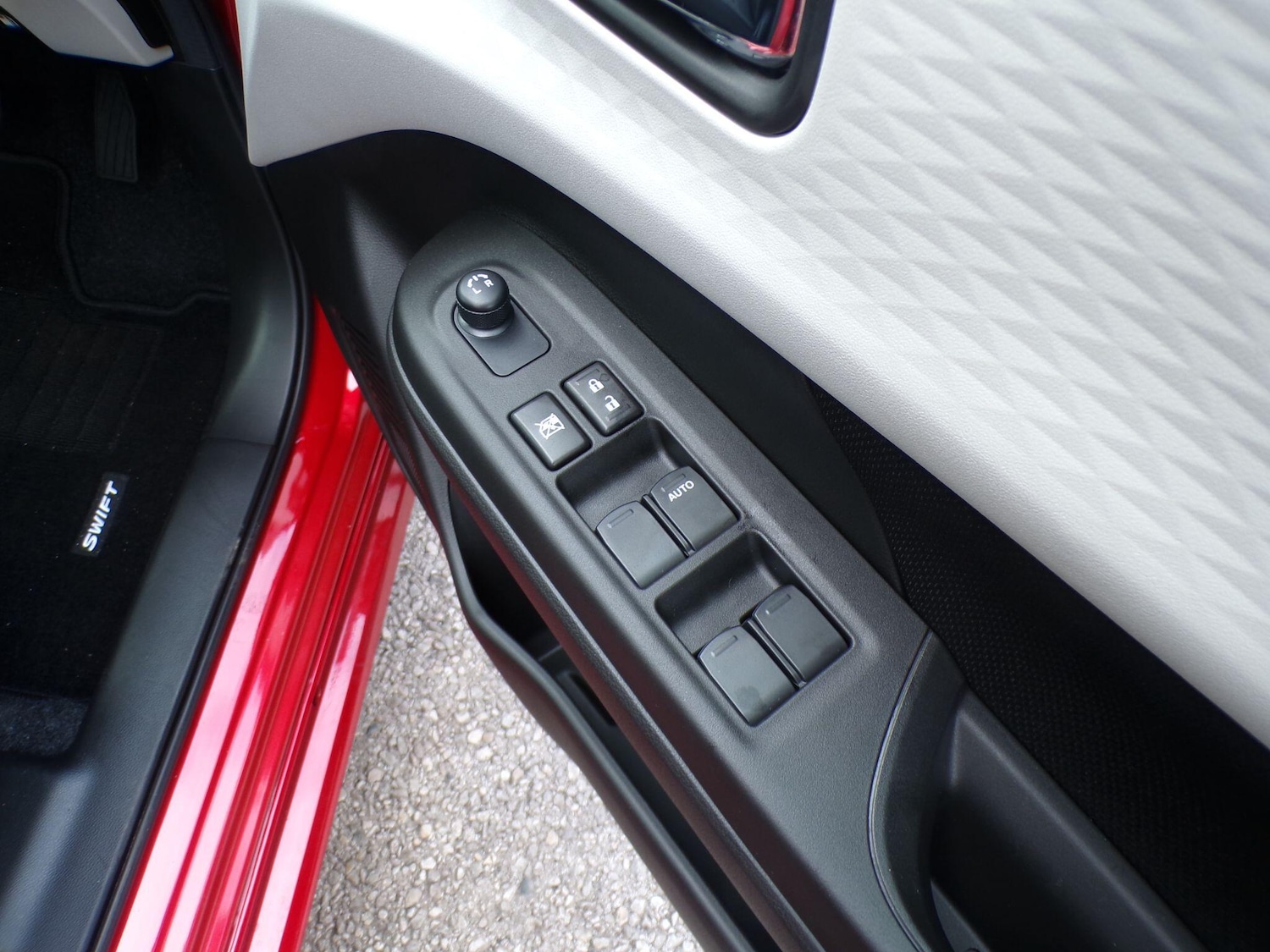 Used Suzuki Swift 2025 for sale - 76527654: Photo 32