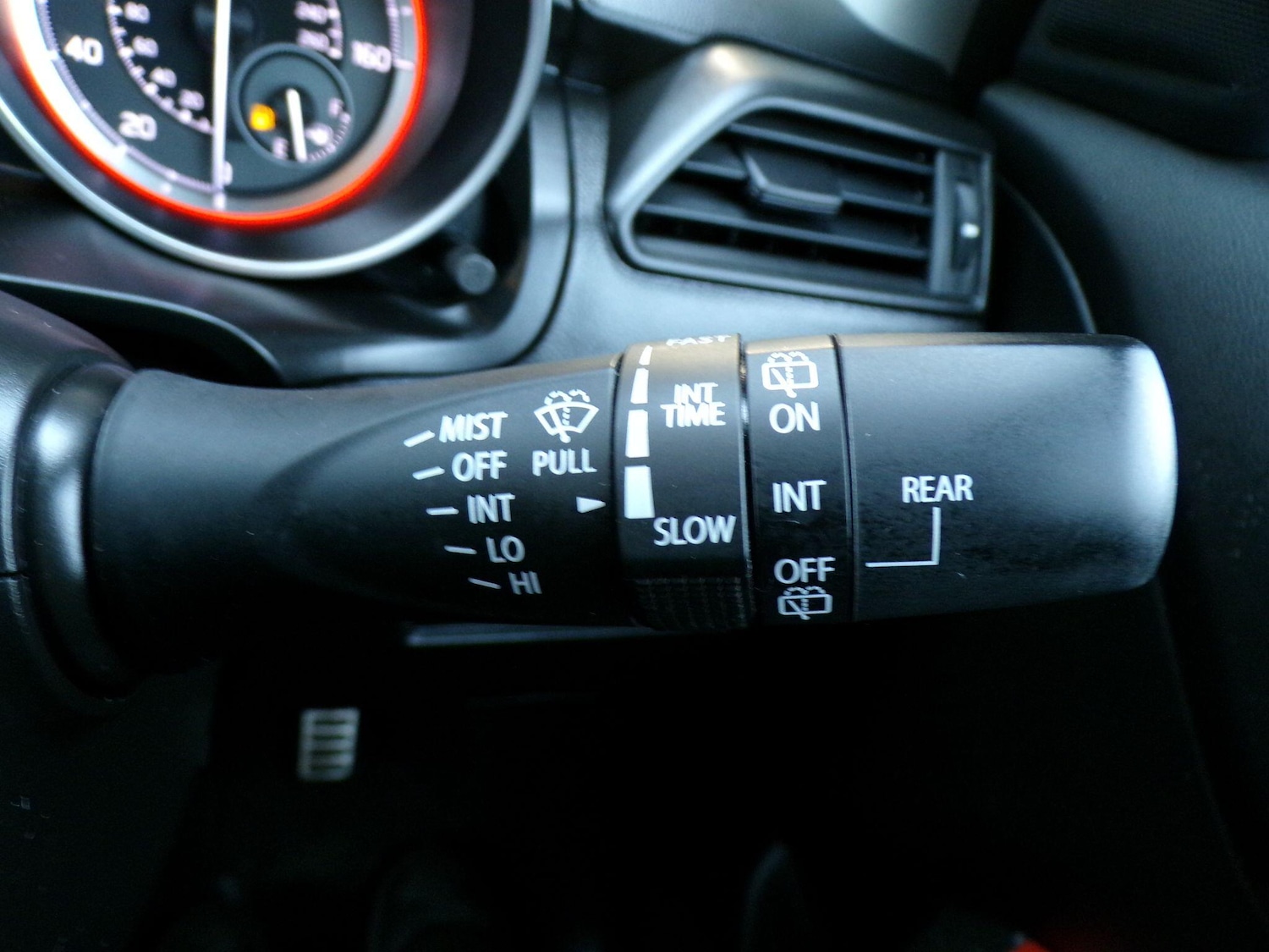 Used Suzuki Swift 2023 for sale - 76976468: Photo 18