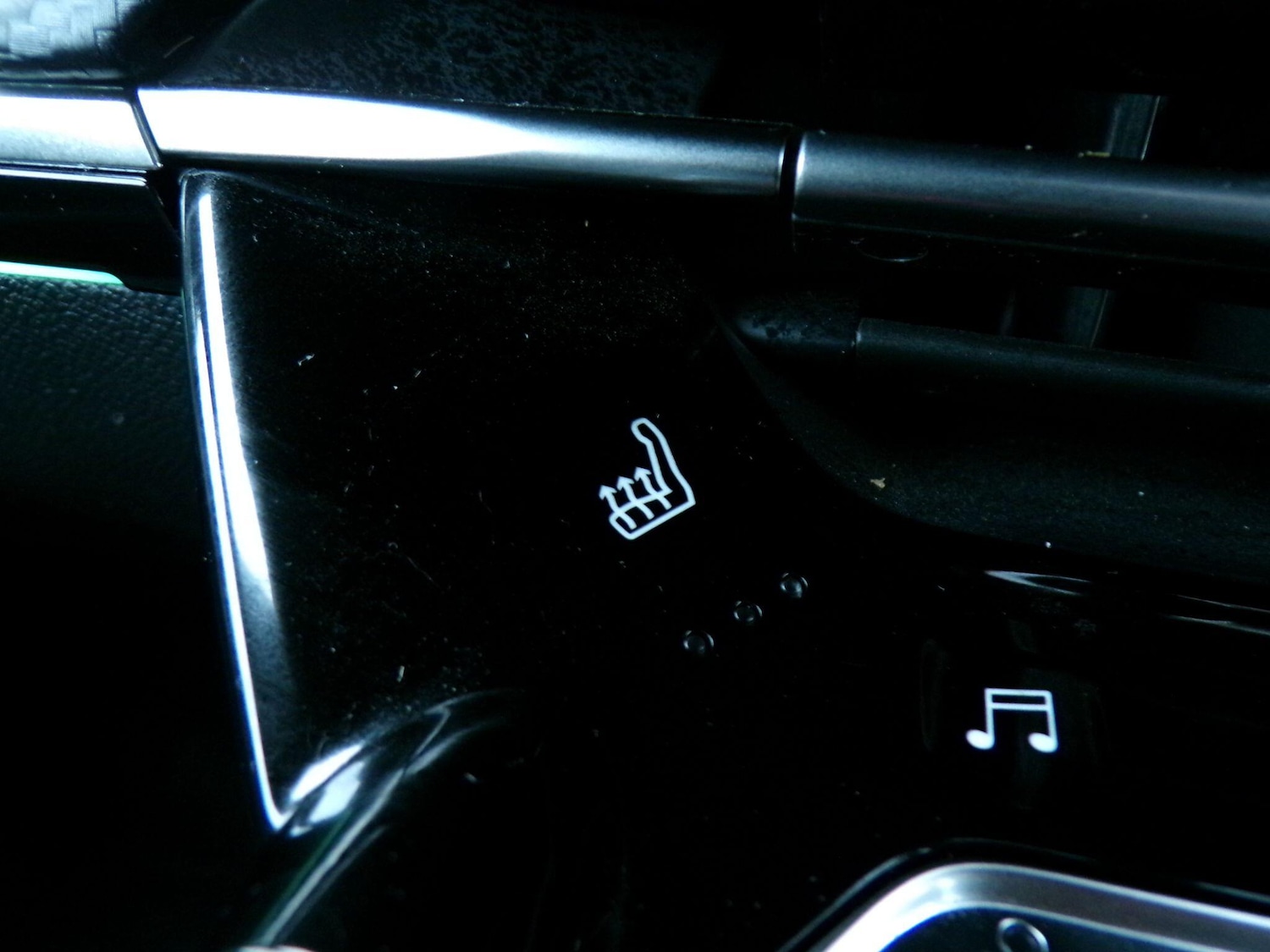 Used Peugeot 2008 2023 for sale - 77440582: Photo 14