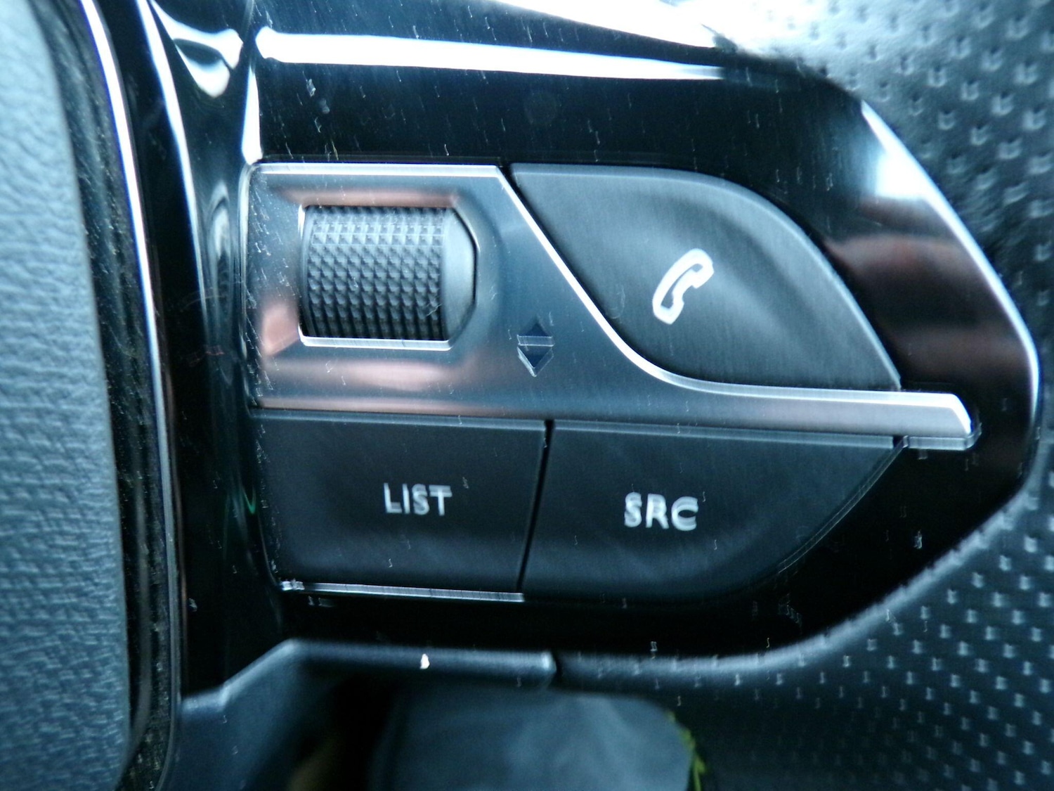 Used Peugeot 2008 2023 for sale - 77440582: Photo 19