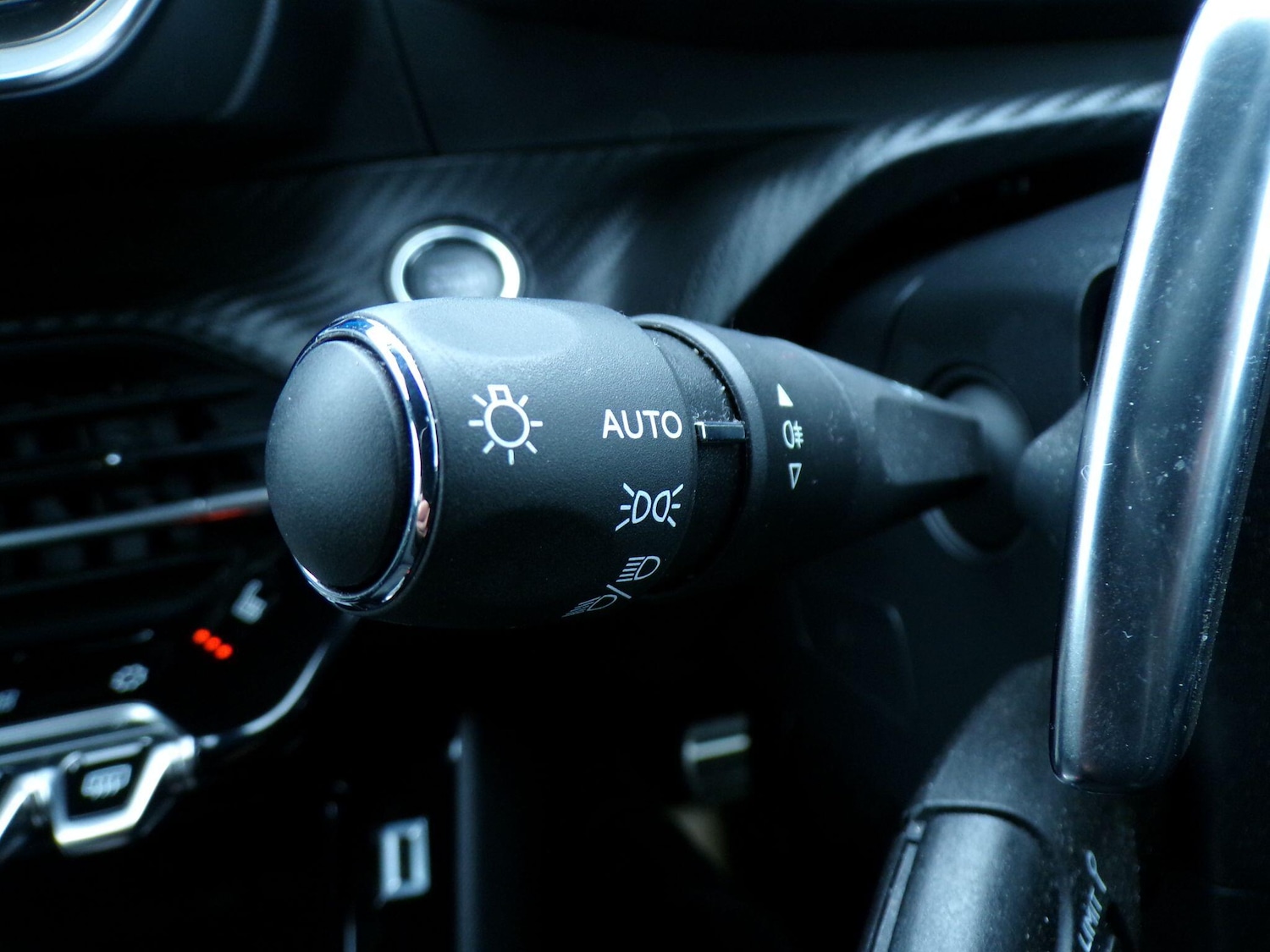 Used Peugeot 2008 2023 for sale - 77440582: Photo 22