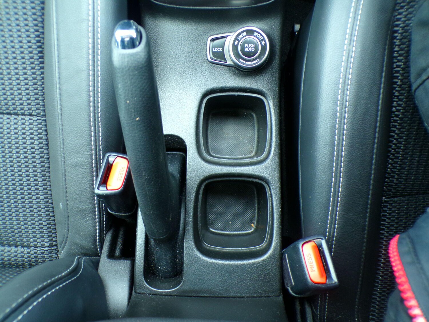 Used Suzuki SX4 S-Cross for sale - 76315273: Photo 25