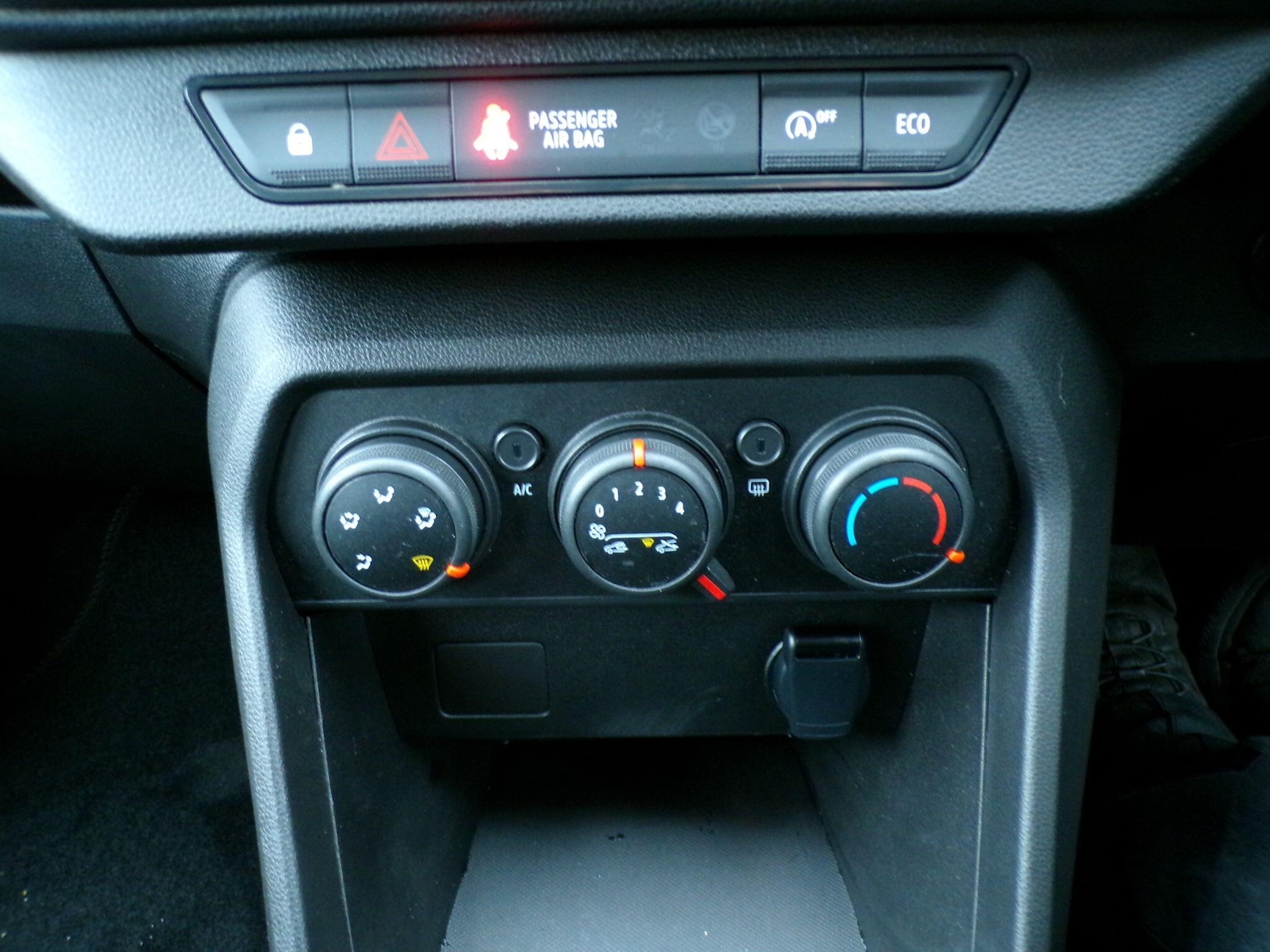 Used Dacia Sandero 2023 for sale - 76952666: Photo 17