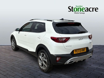 Used Kia Stonic 2024 for sale - 79192186: Photo
