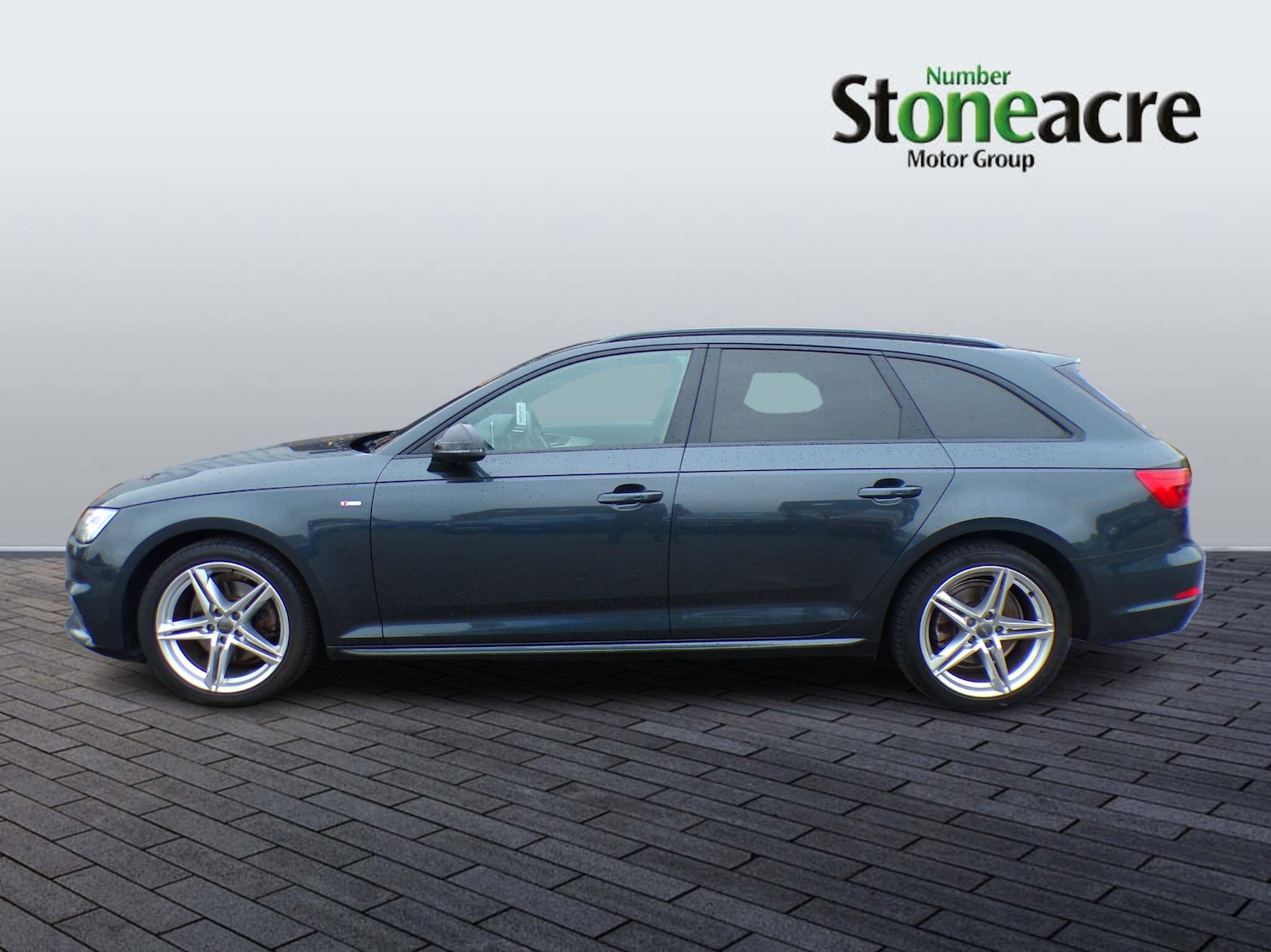 Used Audi A4 Avant 2017 for sale - 76179313: Photo 5