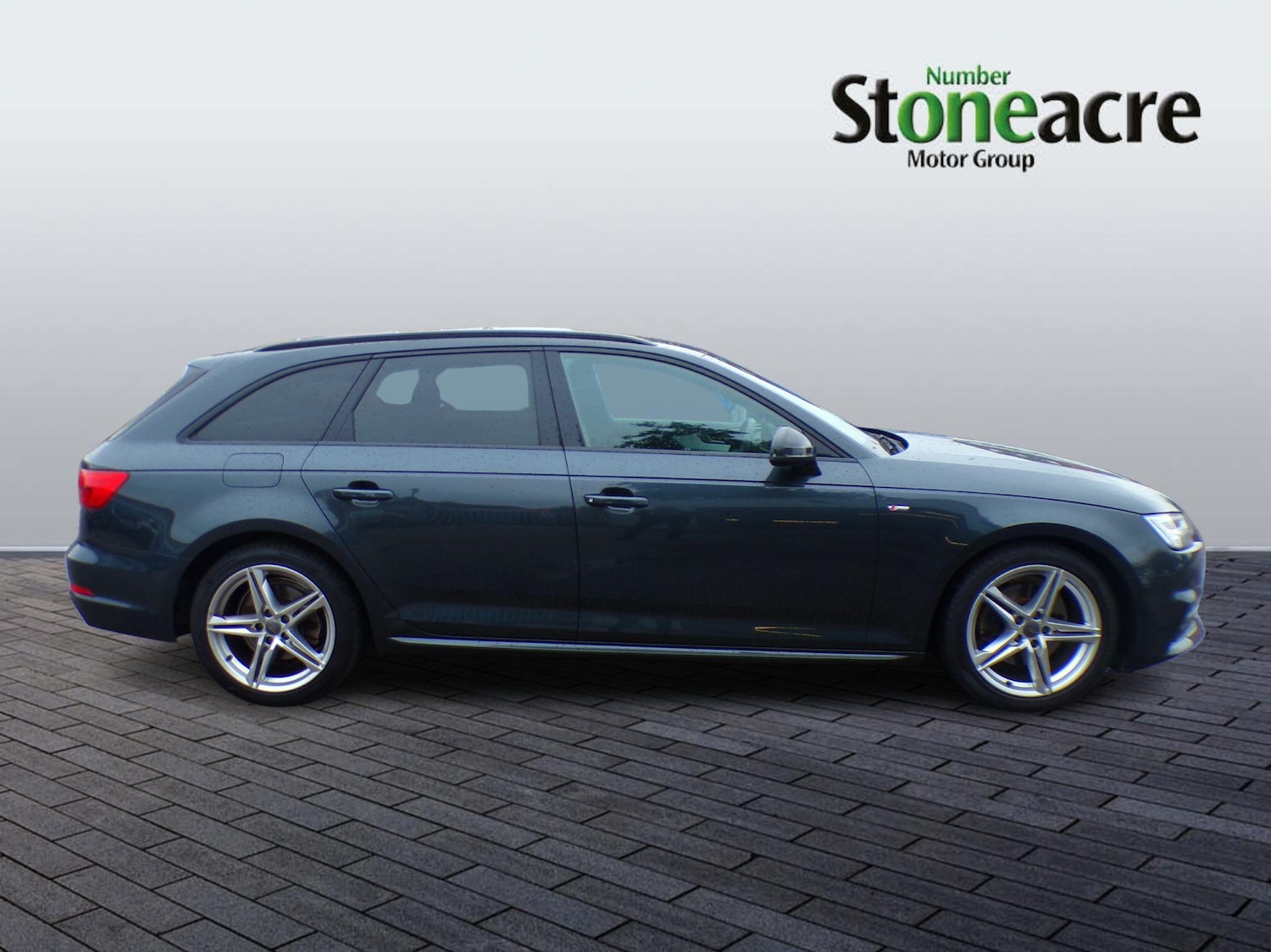 Used Audi A4 Avant 2017 for sale - 76179313: Photo 7