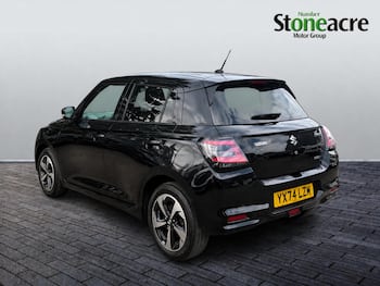 Used Suzuki Swift 2024 for sale - 79751121: Photo
