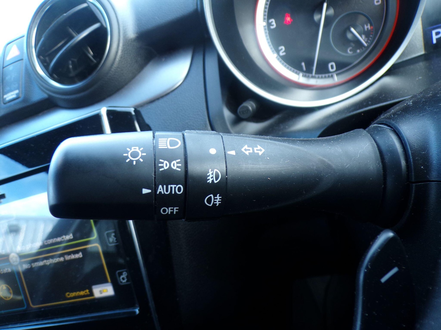 Used Suzuki Swift 2020 for sale - 77267105: Photo 17