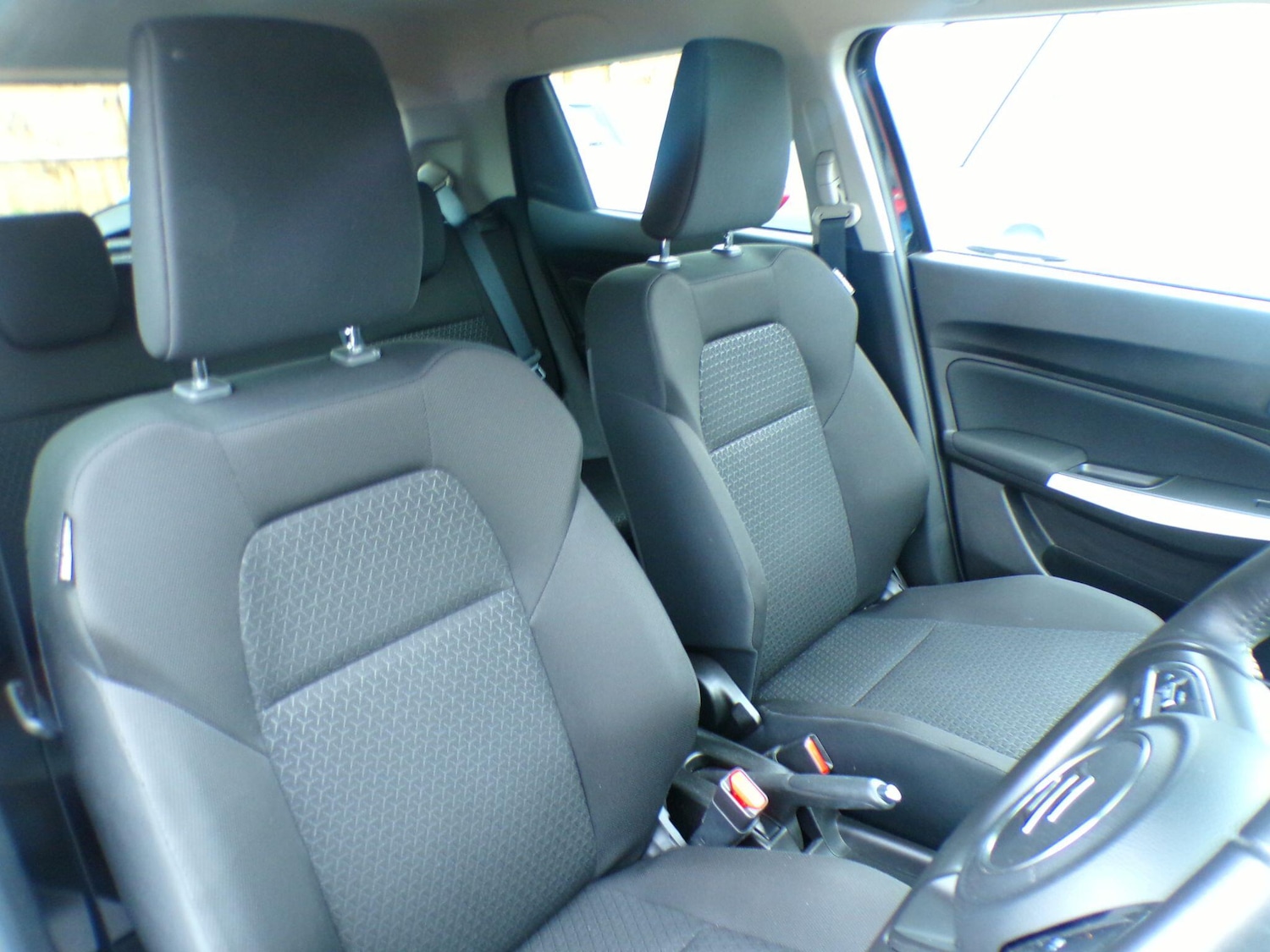 Used Suzuki Swift 2023 for sale - 76537800: Photo 12