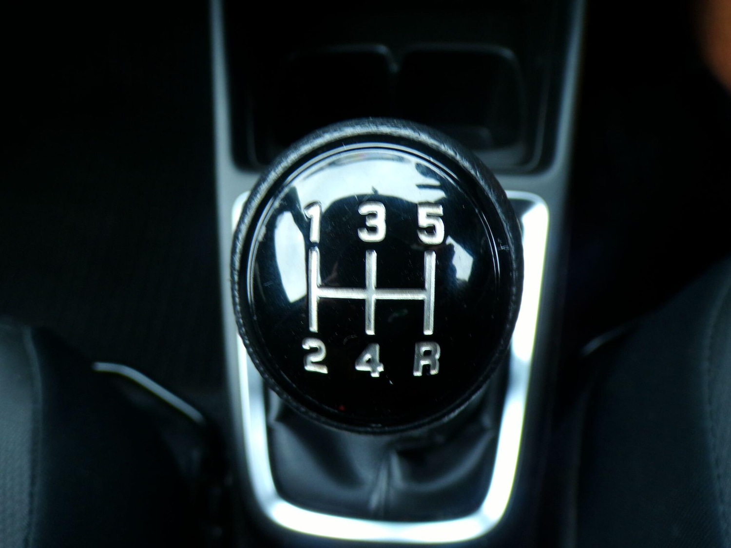 Used Suzuki Swift 2023 for sale - 76537800: Photo 16