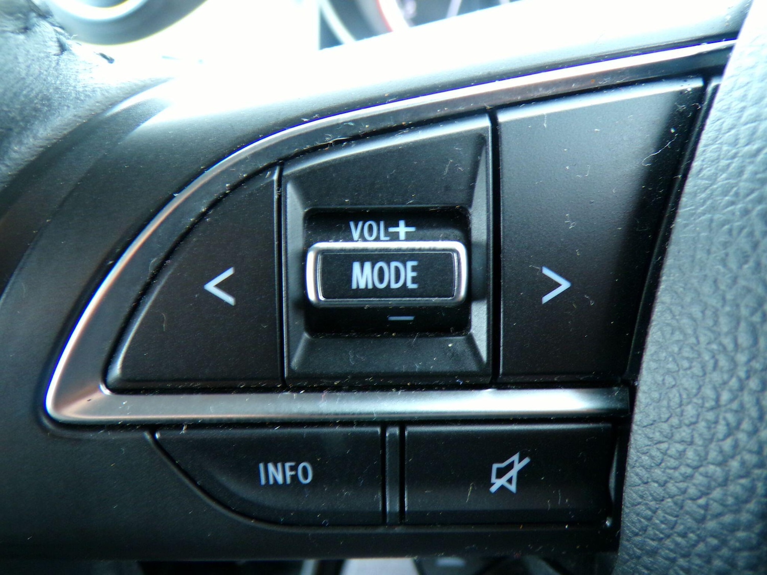 Used Suzuki Swift 2023 for sale - 76537800: Photo 19