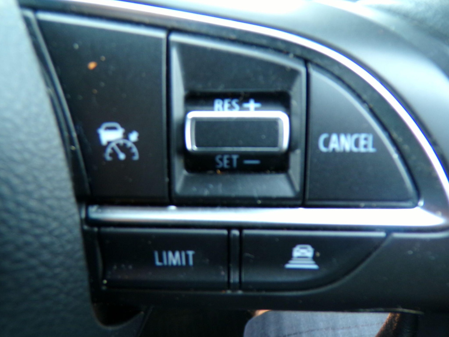 Used Suzuki Swift 2023 for sale - 76537800: Photo 20