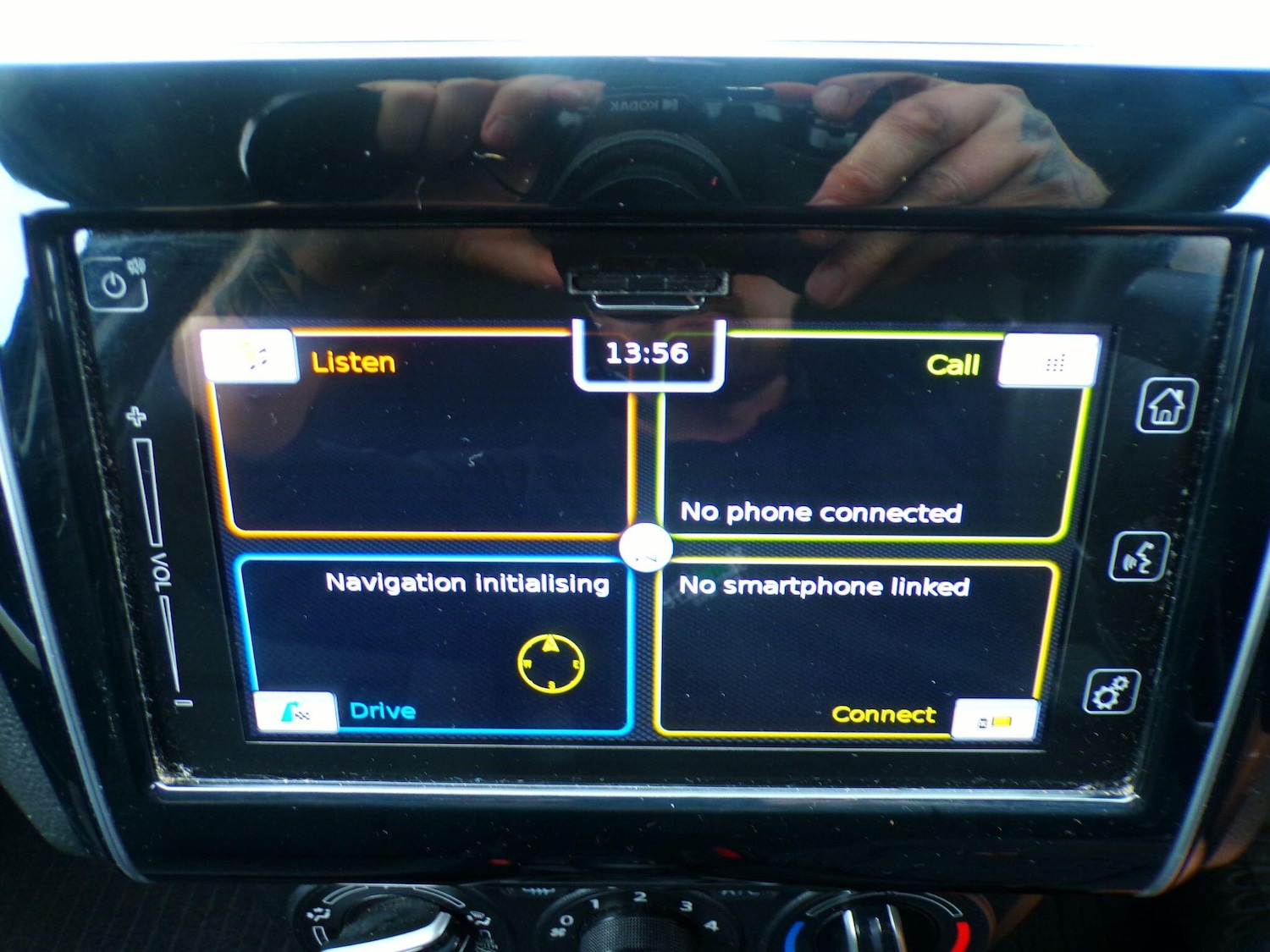 Used Suzuki Swift 2023 for sale - 76537800: Photo 24