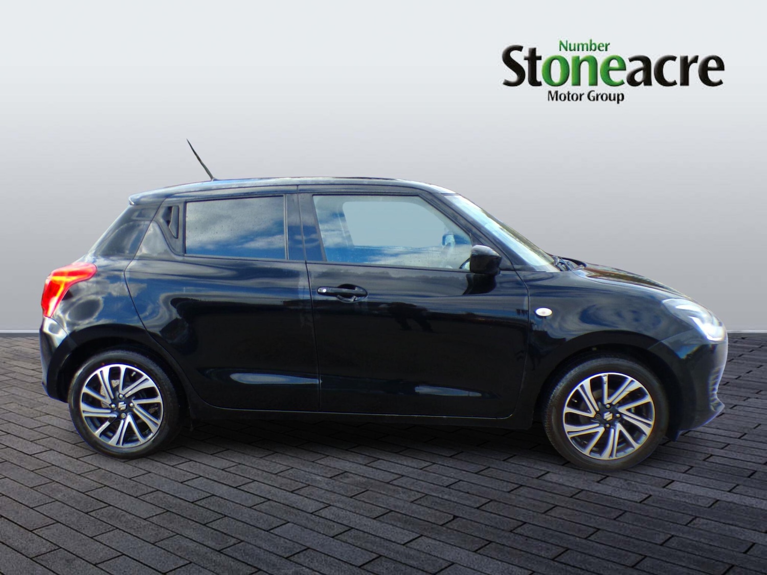Used Suzuki Swift 2023 for sale - 76537800: Photo 6