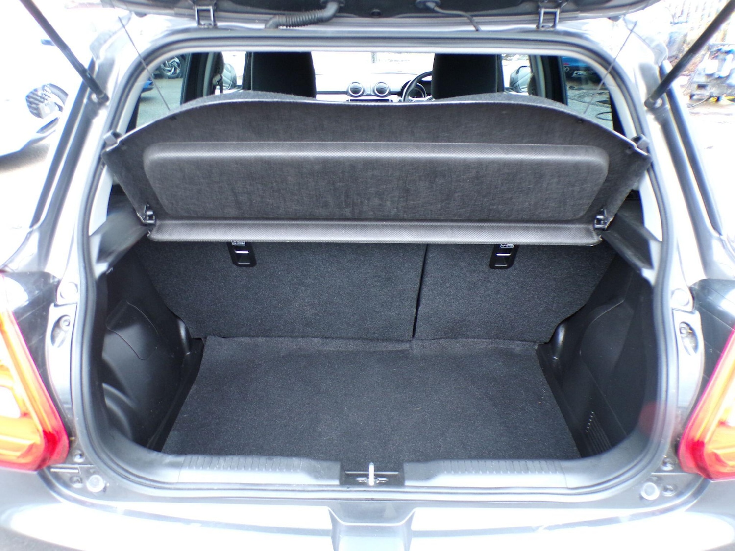 Used Suzuki Swift 2023 for sale - 77081467: Photo 28