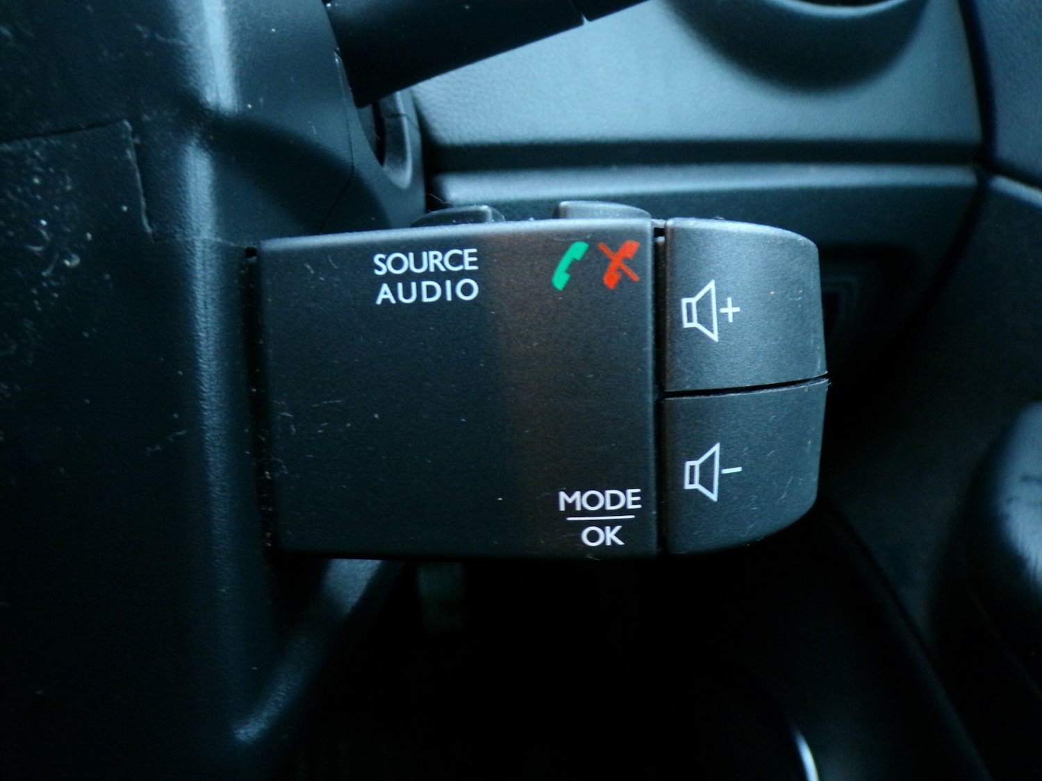 Used Renault Captur 2019 for sale - 76942676: Photo 13