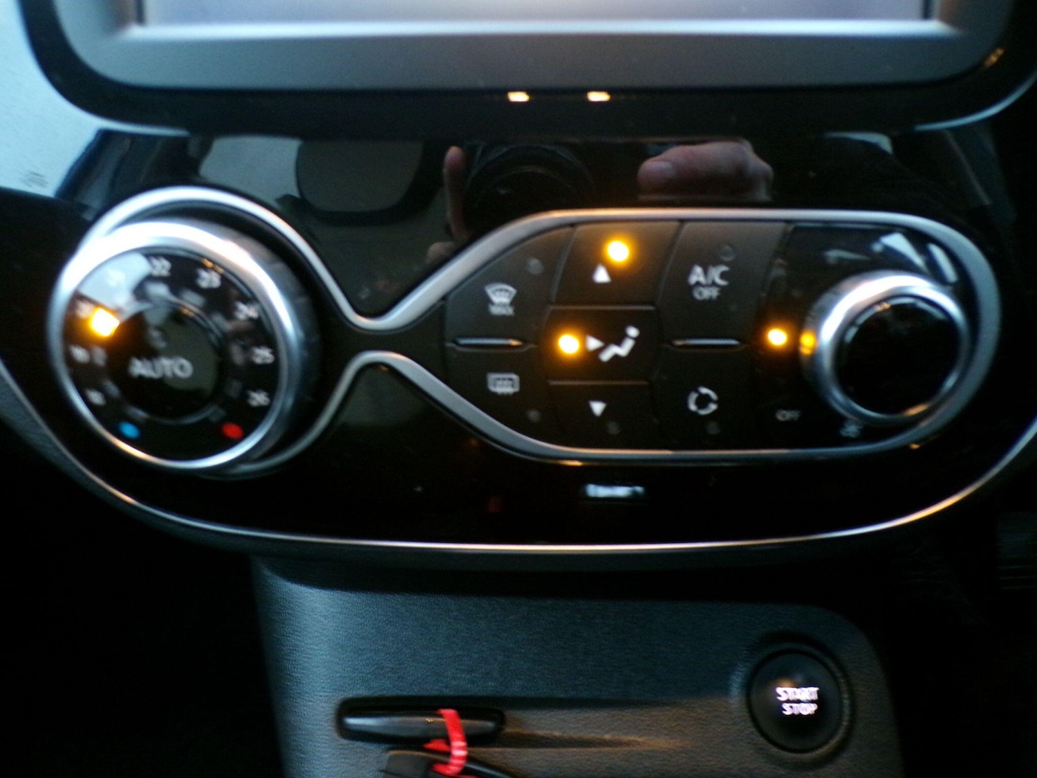 Used Renault Captur 2019 for sale - 76942676: Photo 15