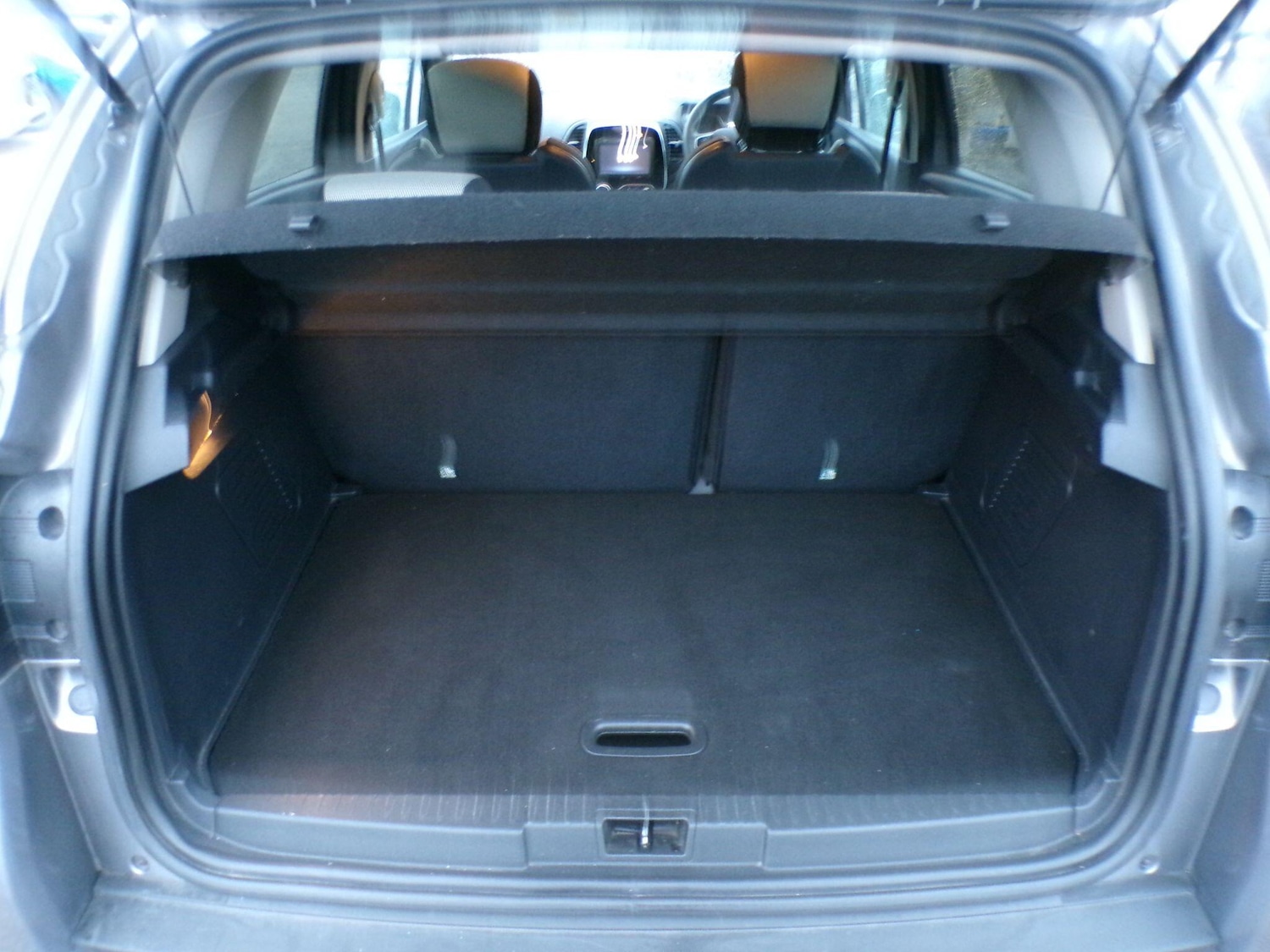 Used Renault Captur 2019 for sale - 76942676: Photo 26