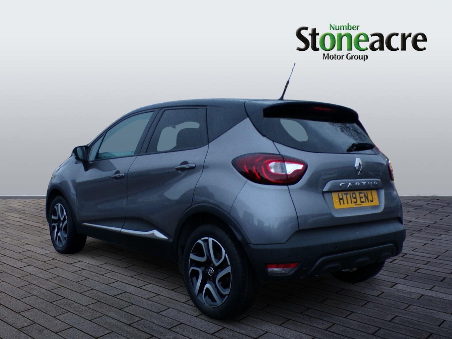 Used Renault Captur 2019 for sale - 76942676: Photo 3