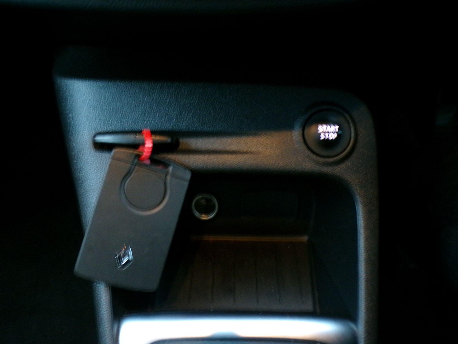 Used Renault Captur 2019 for sale - 76942676: Photo 33