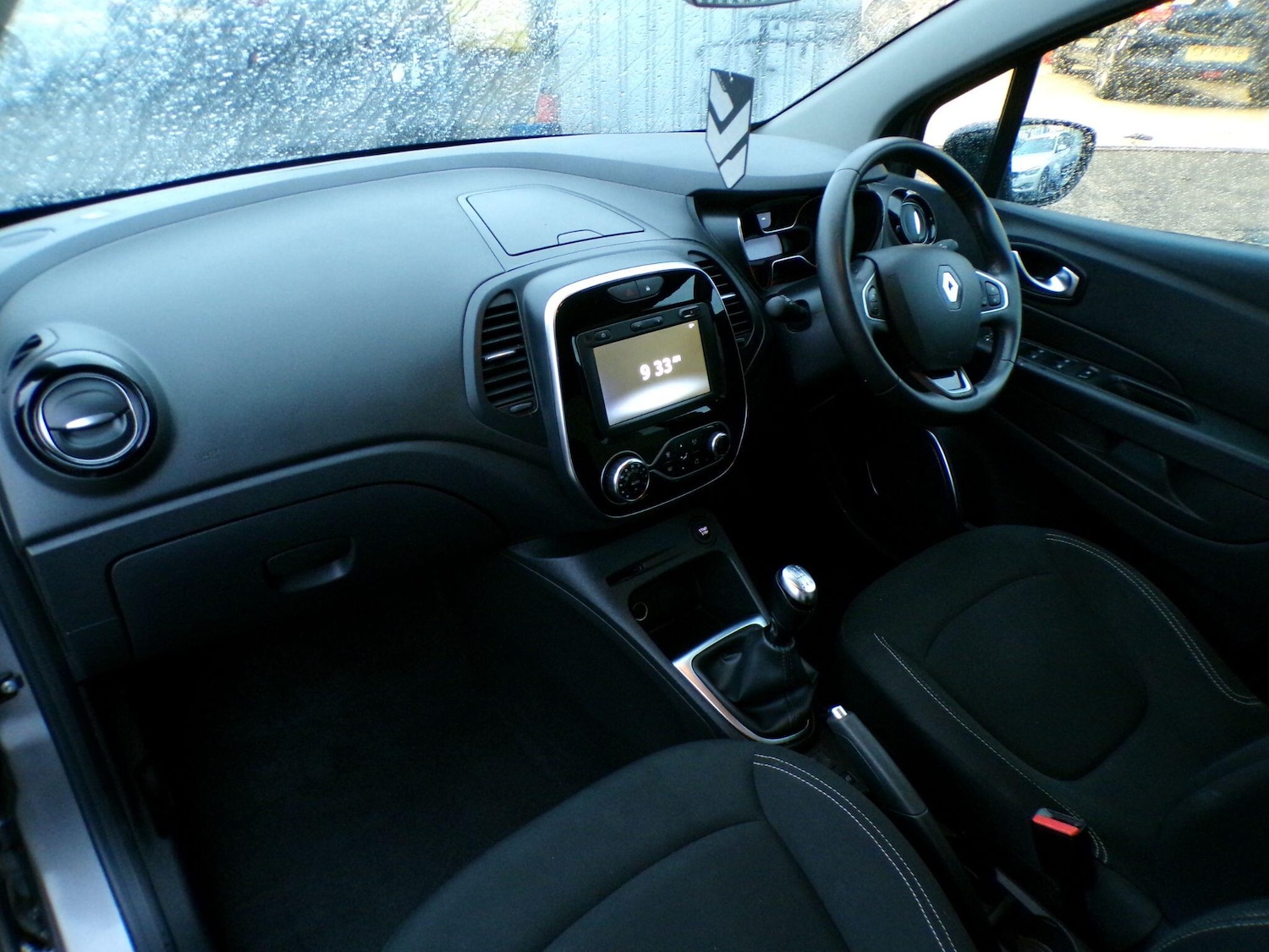 Used Renault Captur 2019 for sale - 76942676: Photo 9