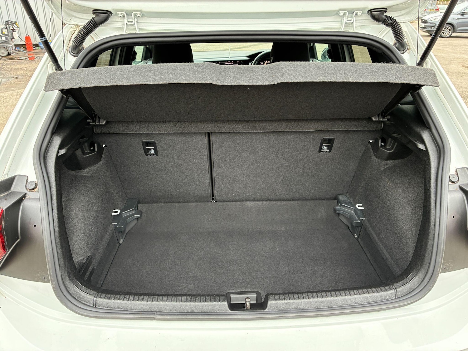 Used Volkswagen Polo for sale - 78136433: Photo 30